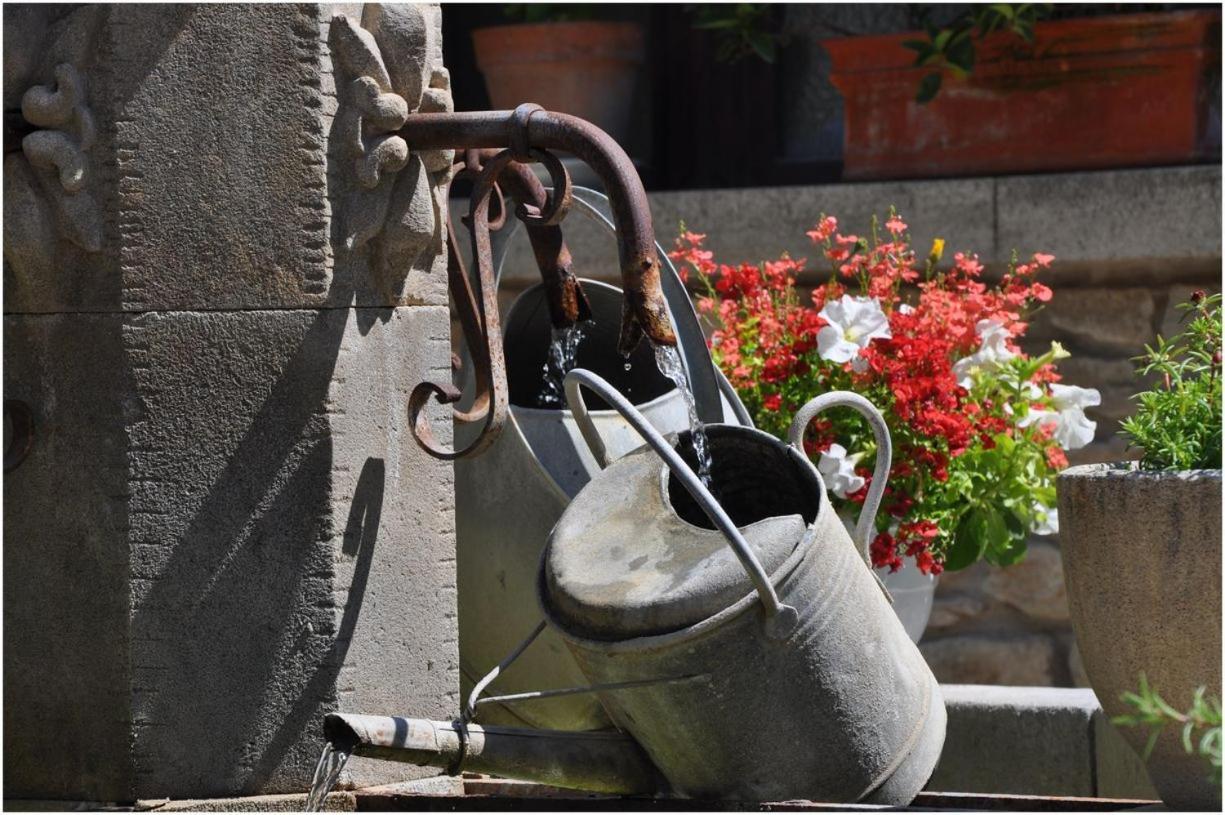 La Figuiere Fontaine De Vaucluse Bed & Breakfast ภายนอก รูปภาพ