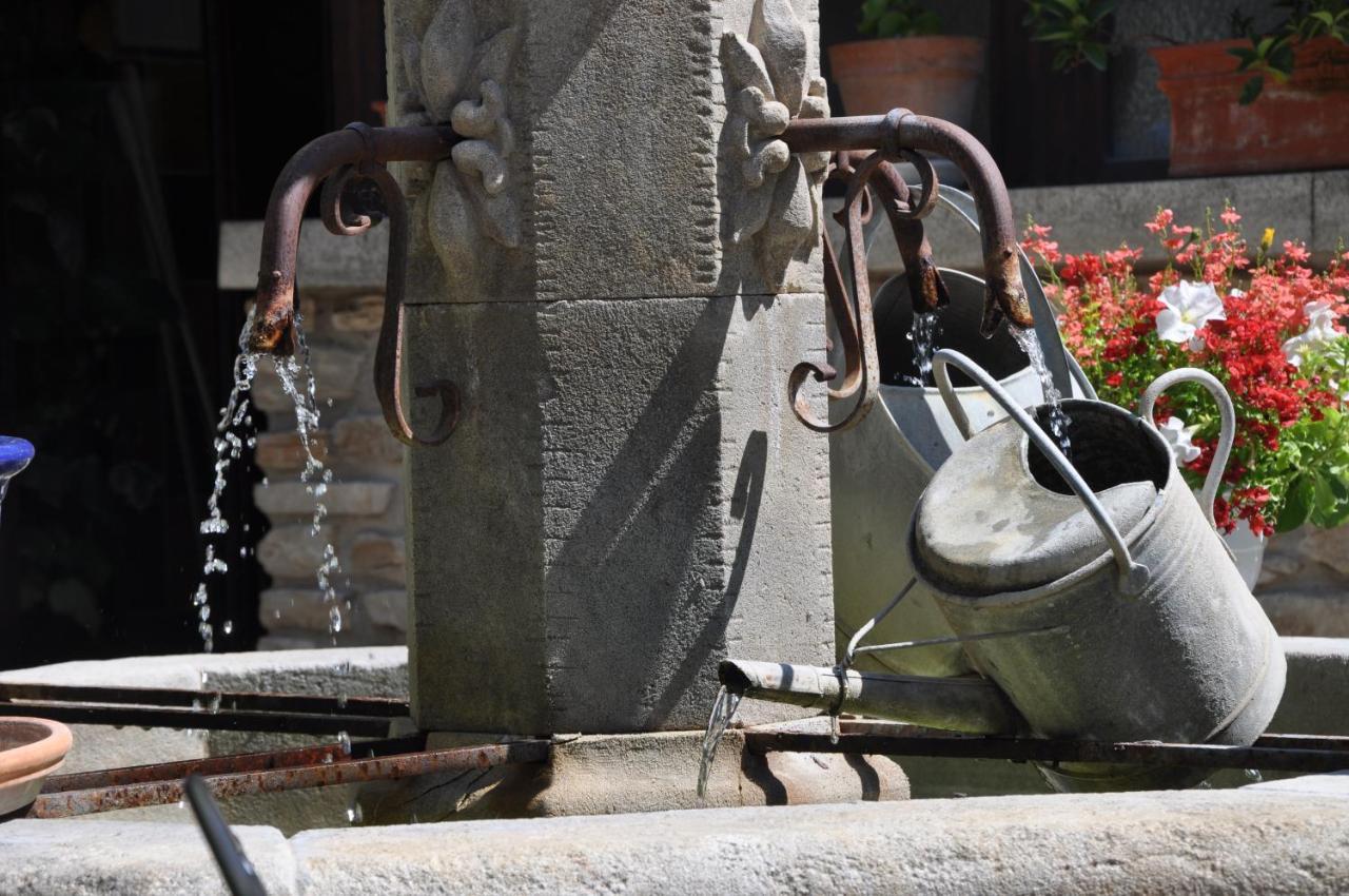 La Figuiere Fontaine De Vaucluse Bed & Breakfast ภายนอก รูปภาพ