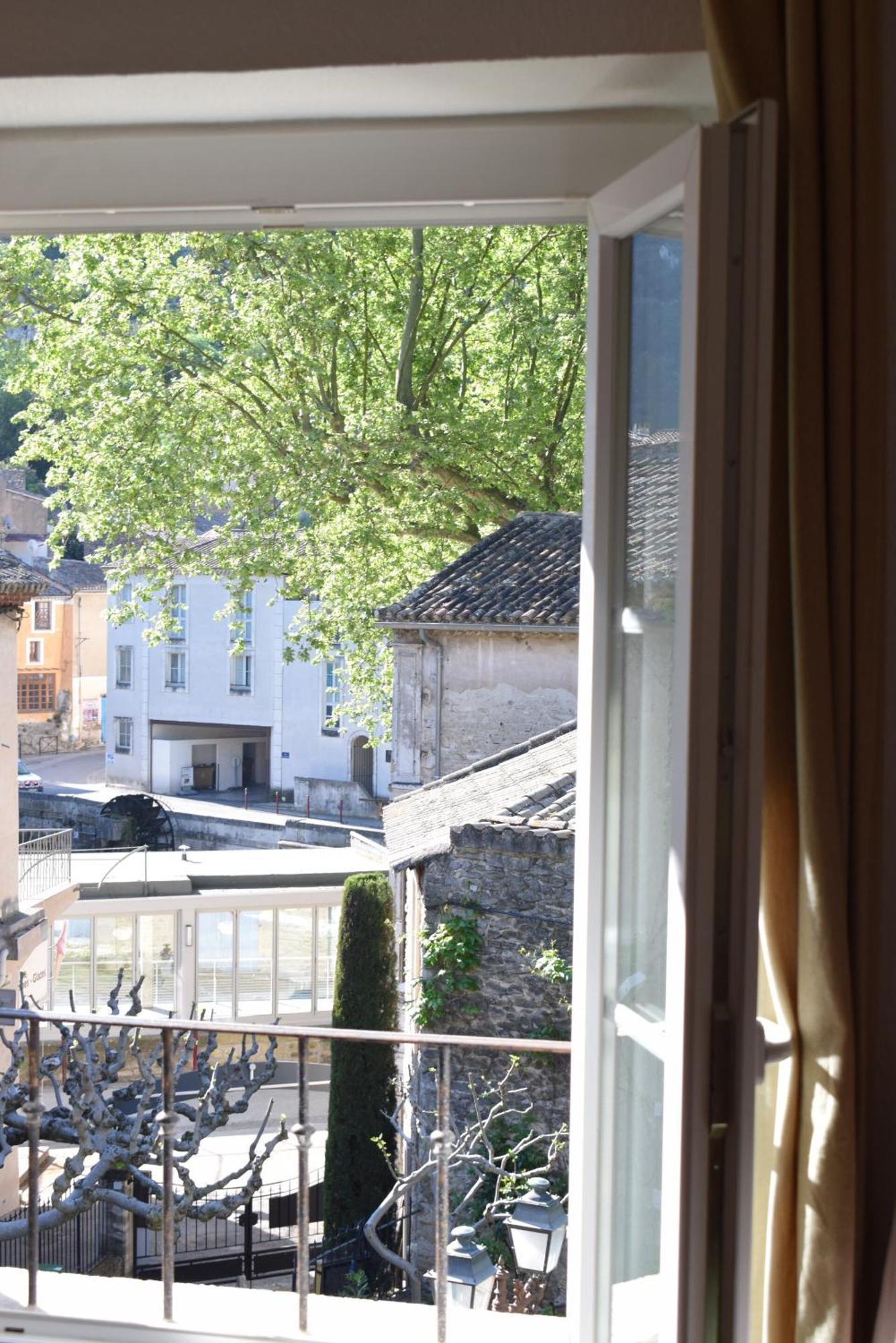La Figuiere Fontaine De Vaucluse Bed & Breakfast ภายนอก รูปภาพ